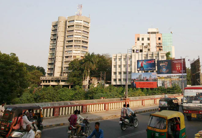 Car Rental Service in Baroda Car Rental Service in Baroda